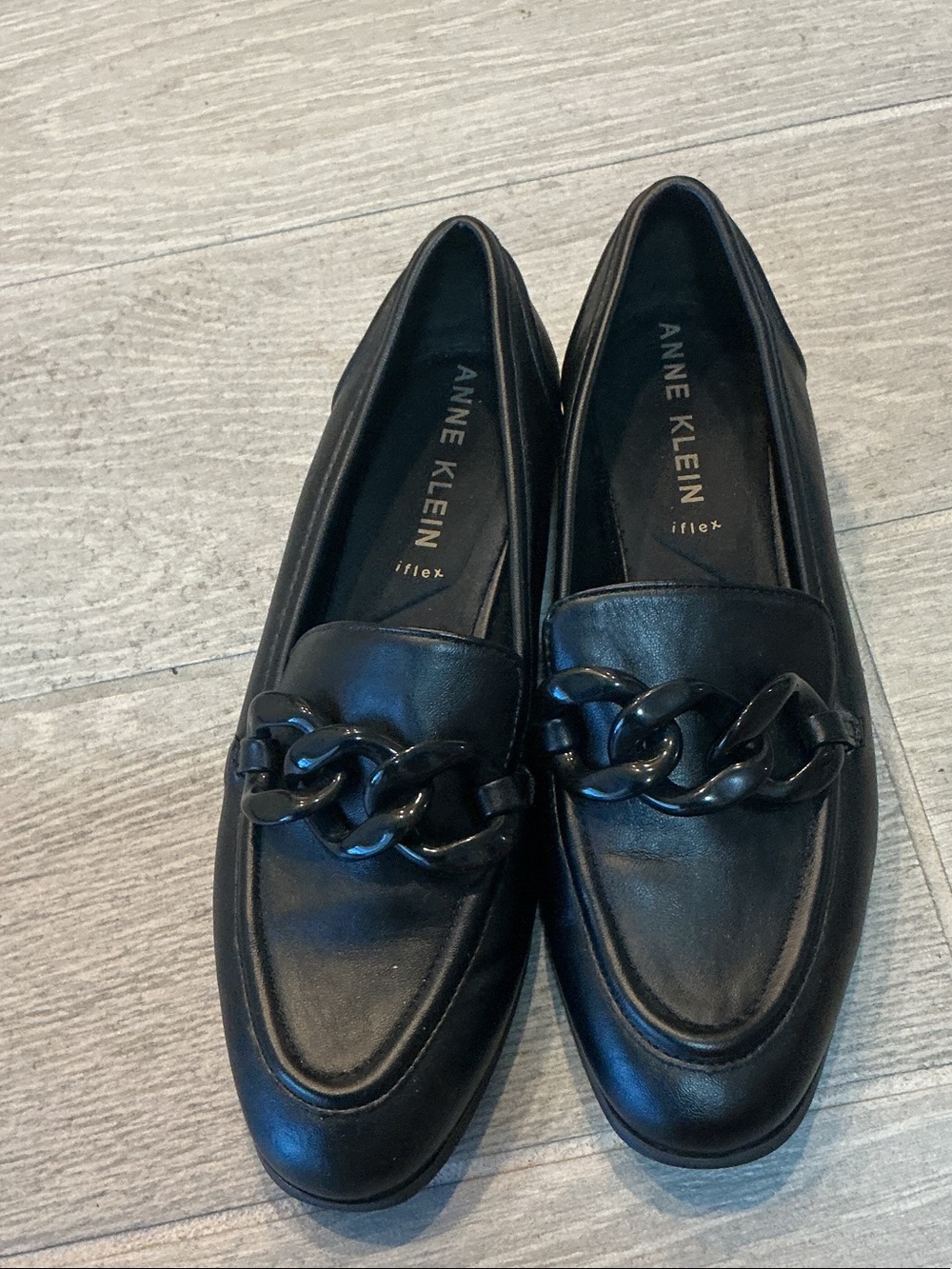 Anne Klein iflex Black Chain-Trim Faux Leather Loafers Women’s Sz 7M